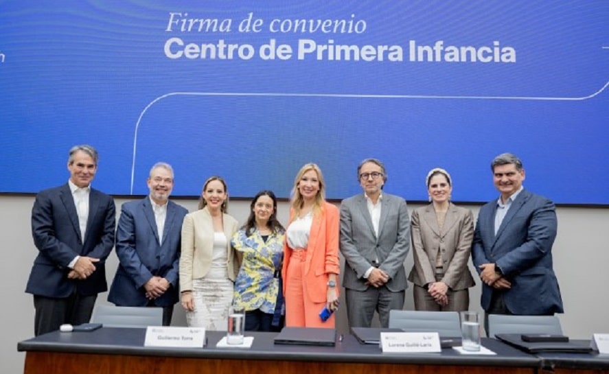 firma-de-convenio-centro-de-primera-infanciajpg-min