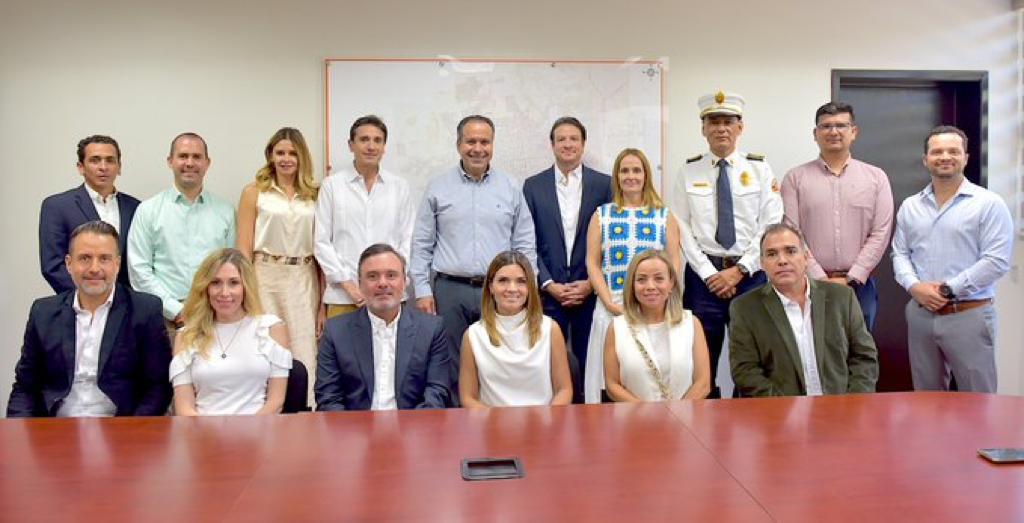 integrantes del Patronato de Bomberos-min