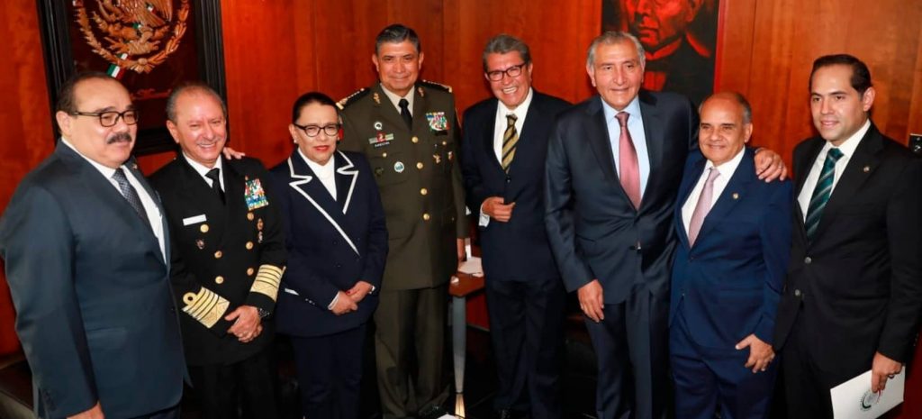 mesa de seguridad 2-min