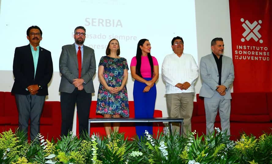 universidades y embajada de servia-pacto-min (1)
