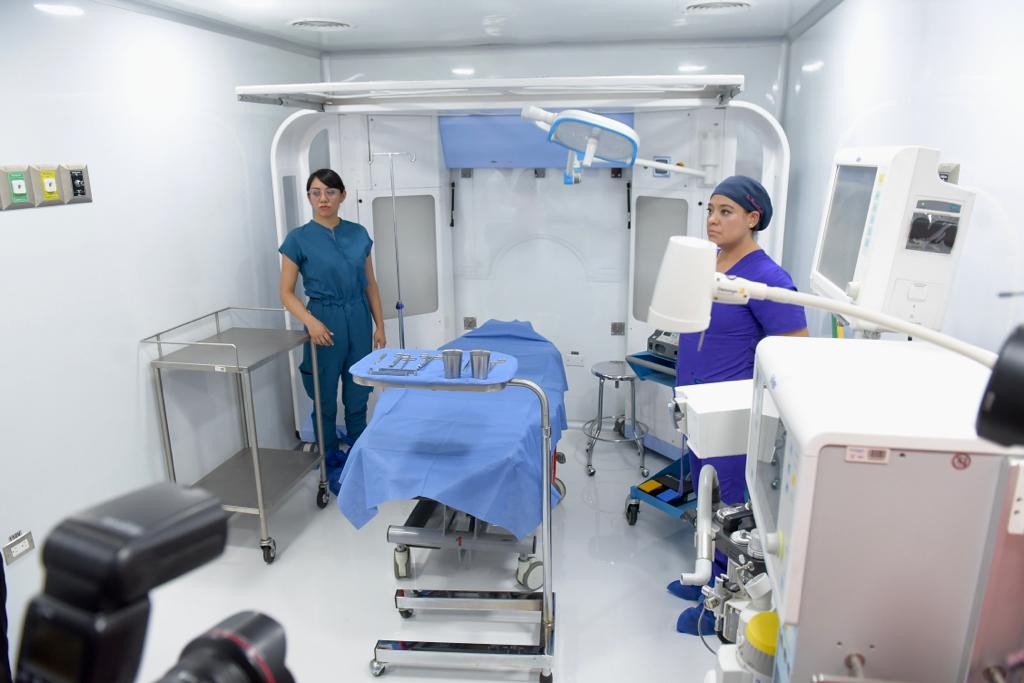 Dr. Vagón con servicios gratuitos-min
