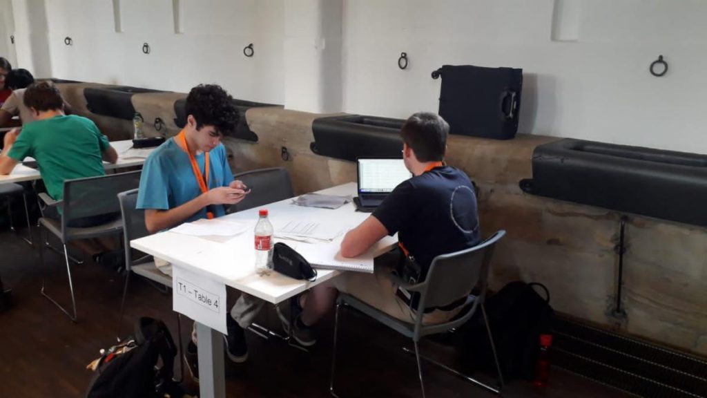 apoya gobierno a jovenes para participar en olimpiada