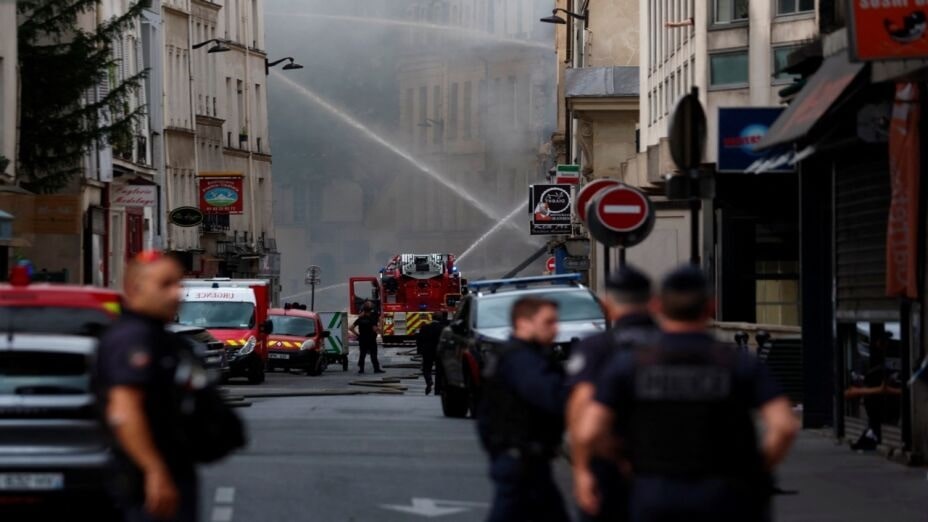 explosión en parís..-min