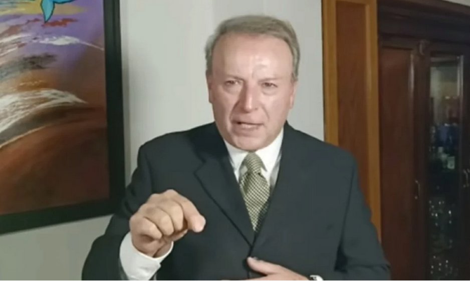 gilberto lozano acusa a Bertha X. Galvez-min