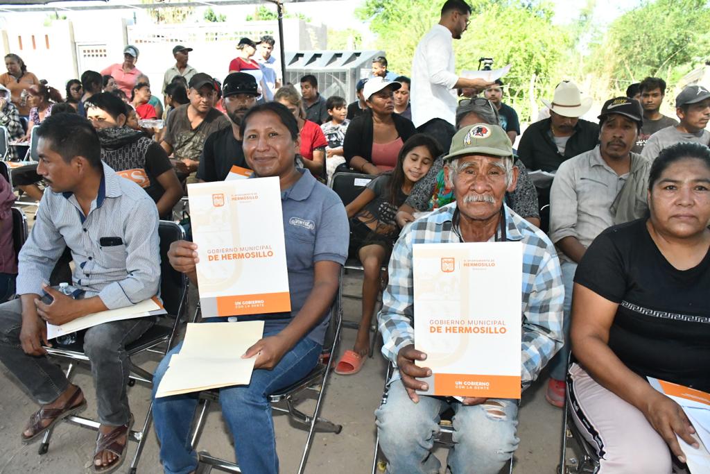 106 títulos de propiedad a residentes de Miguel Alemán-min