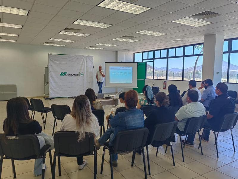 Promueve UTGuaymas la inclusión de personas sordas a la sociedad-min