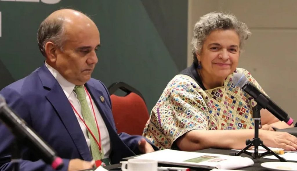 la caida de Beatriz Paredes...-min