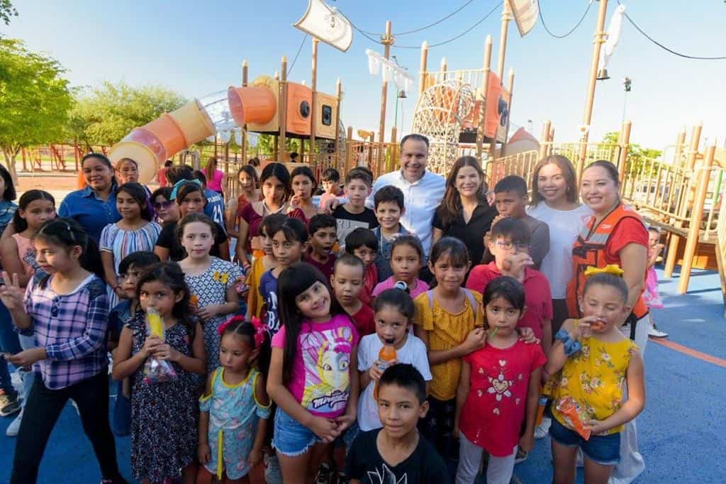 Barco Pirata y el show “Piratas y Sirenas” en El Cárcamo...-min