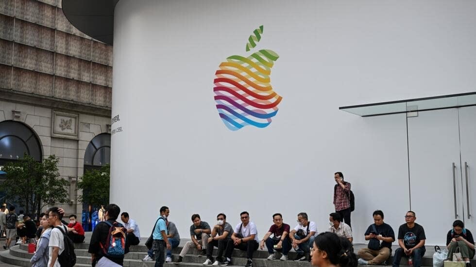 Caen acciones de Apple-min