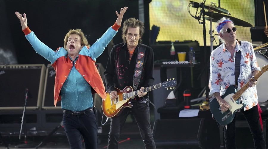 Los Rolling Stones lanzan su primer álbum de estudio...-min