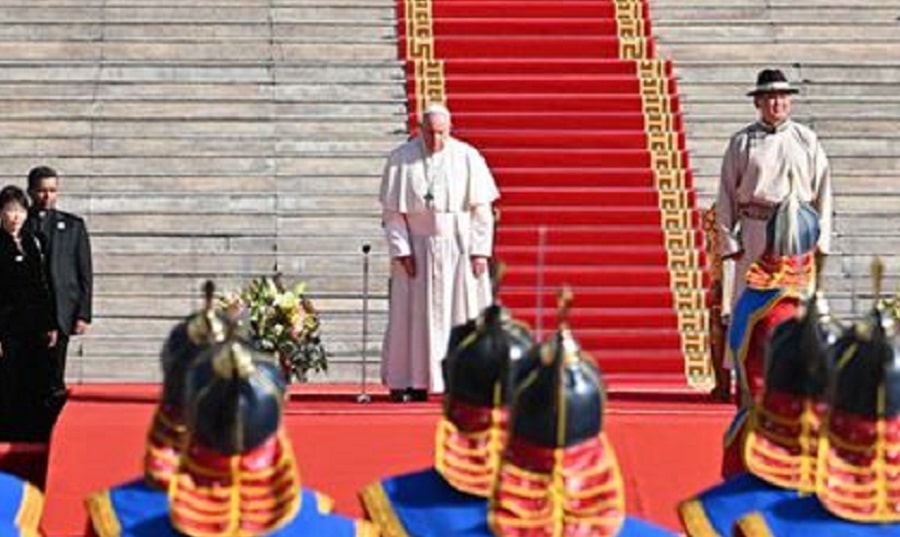 Papa francisco...-min