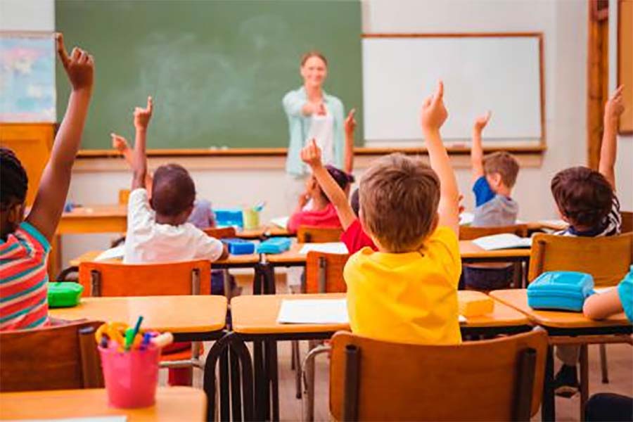niños escuela