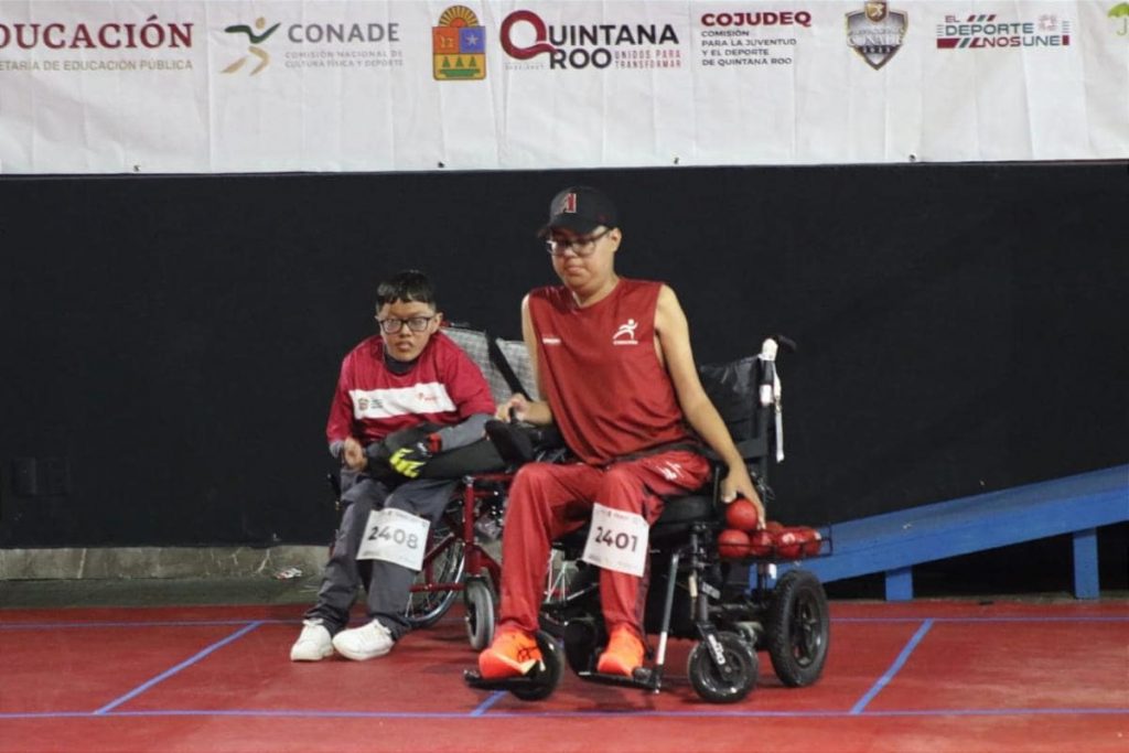 Addiel Ocampo bochas-min (2)