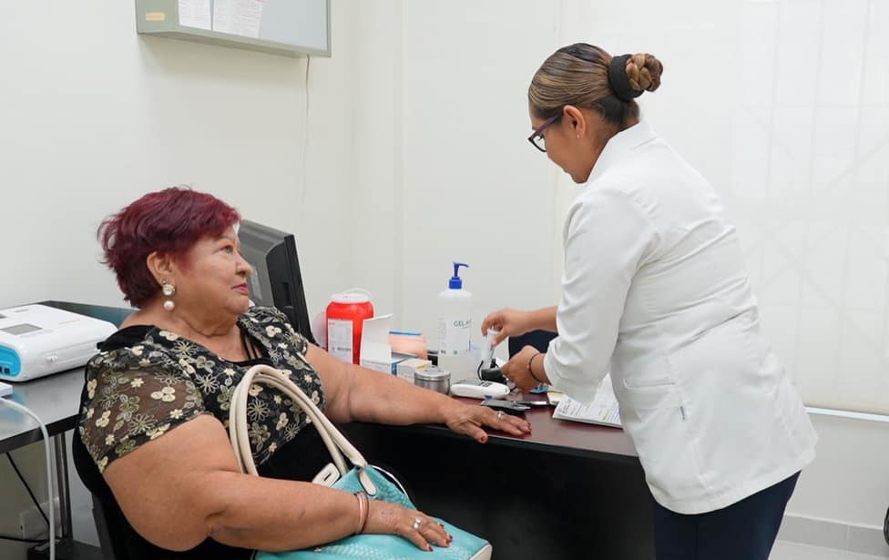 En un año se han realizado más de 10 mil acciones en las clínicas integrales de nutrición-min (1)