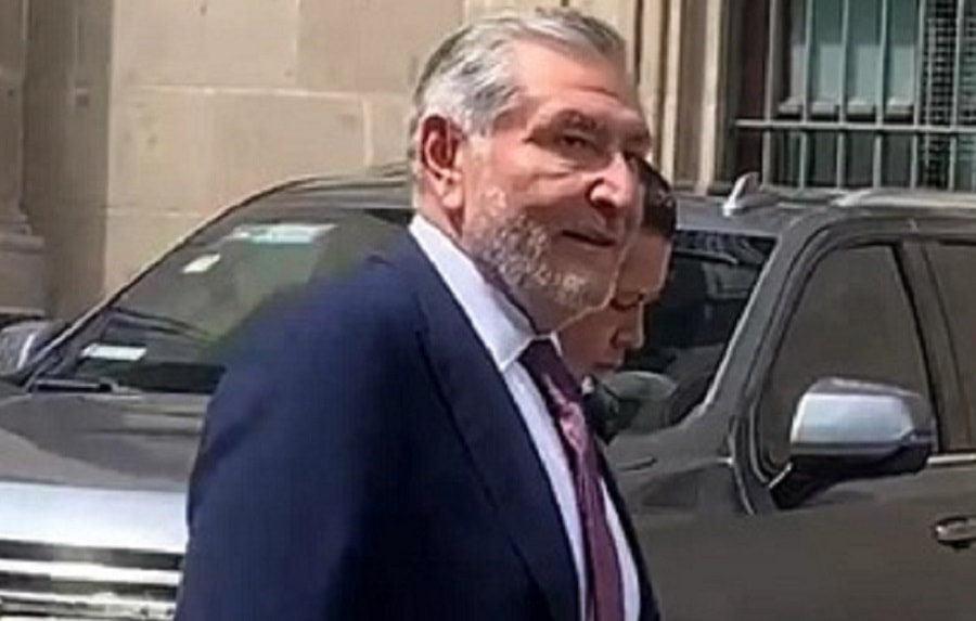 adan-augusto en palacio nacional-min