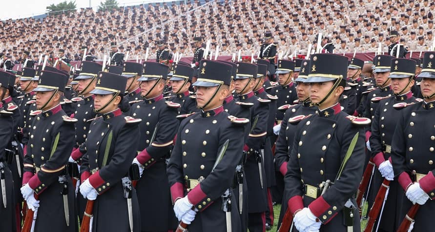 amlo-colegio militar...-min