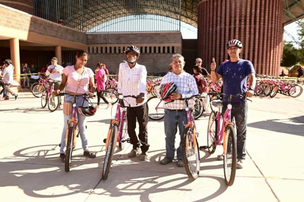 Entrega gobernador Durazo mil 220 bicicletas para Hermosillo.2-min
