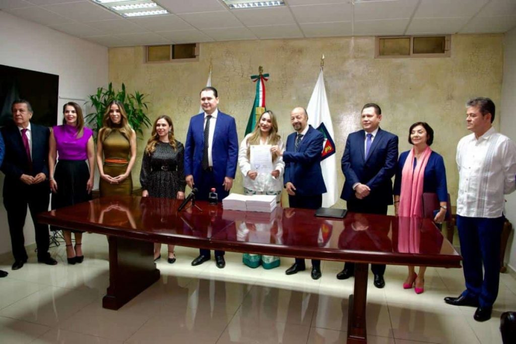Entrega gobierno de Sonora propuesta de proyecto presupuestal 2024-min