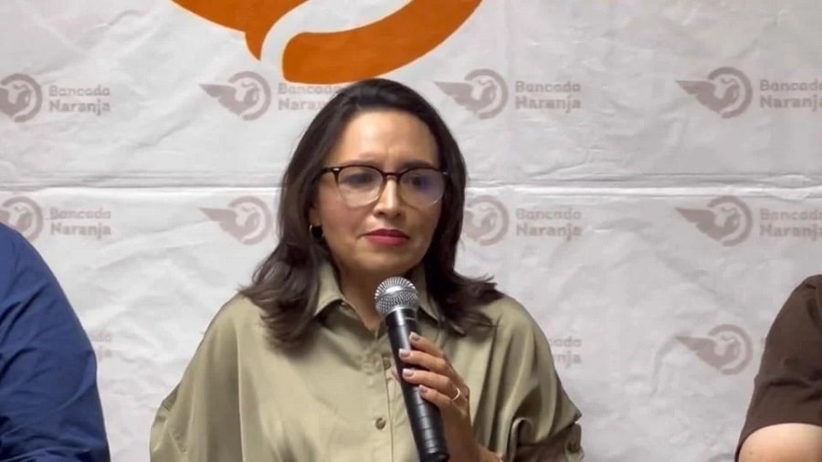 Natalia Rivera va por Hermosillo en MC...-min