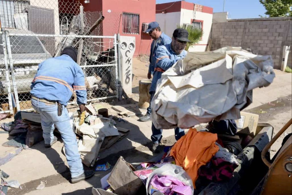 Retira Ayuntamiento de Hermosillo cacharros en Tierra Nueva (3) (1)-min