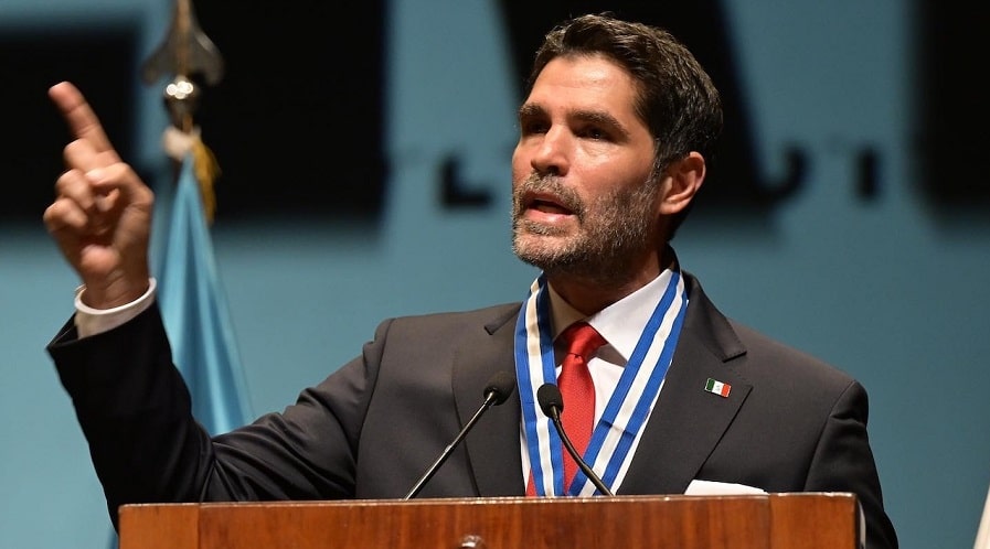 eduardo-verastegui-candidato...-min (1)