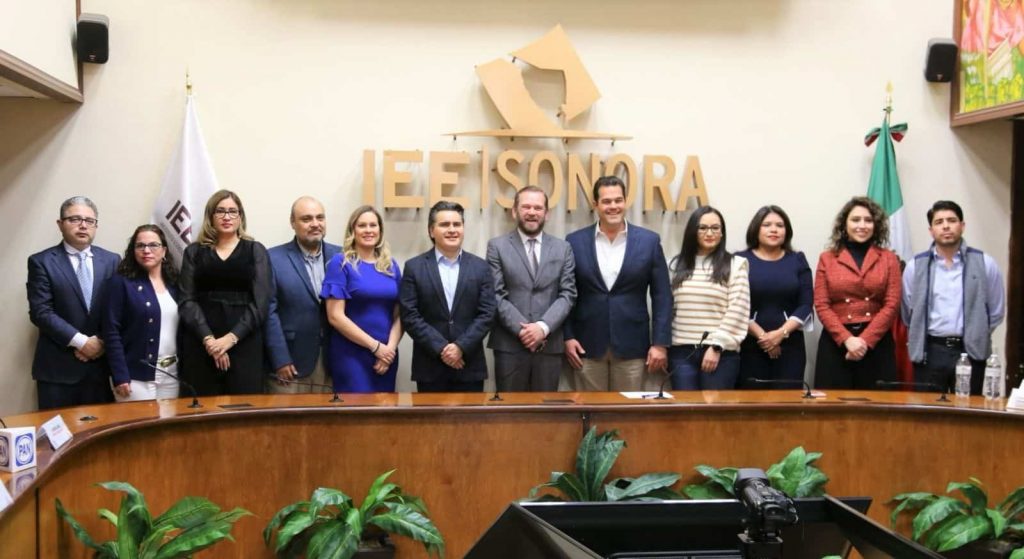 Presentan PAN y PRI carta intención para conformar la Coalición Fuerza por Sonora-min