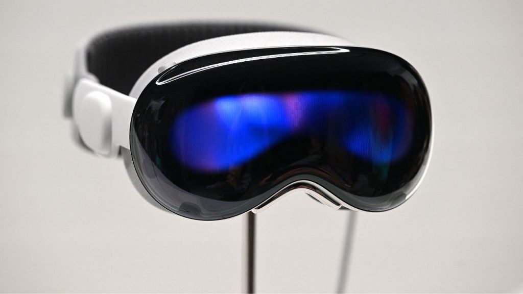 apple-lanza-en-febrero-en-eua-sus-gafas-de-realidad virtual-min