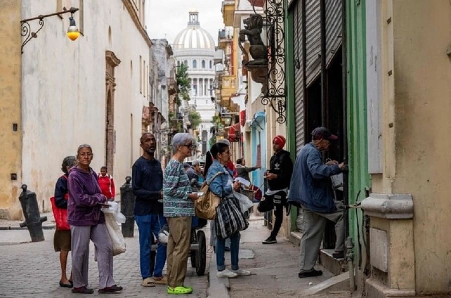 cubanos enojados-min