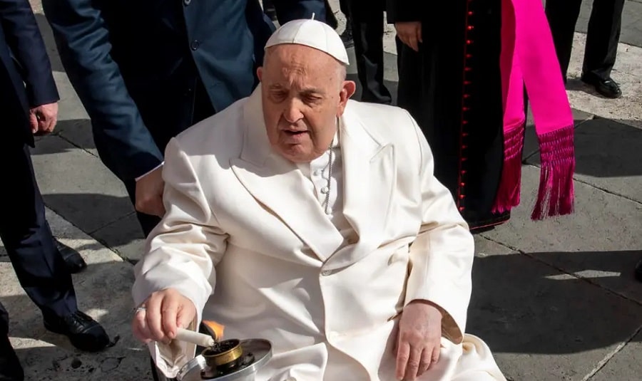 papa-francisco-min
