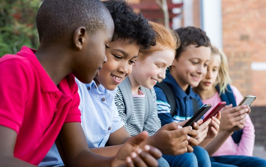 redes sociales en niños-min