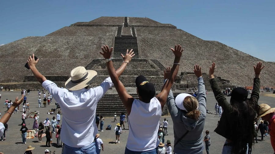 teotihuacan-zona-arqueologica-mexico-2024-primavera-min (1)