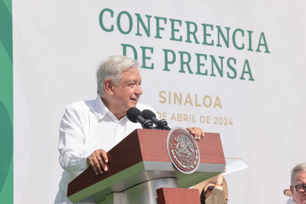 2024-04-08-Conferencia-de-prensa-matutina-Sinaloa-Foto-07-min (2)