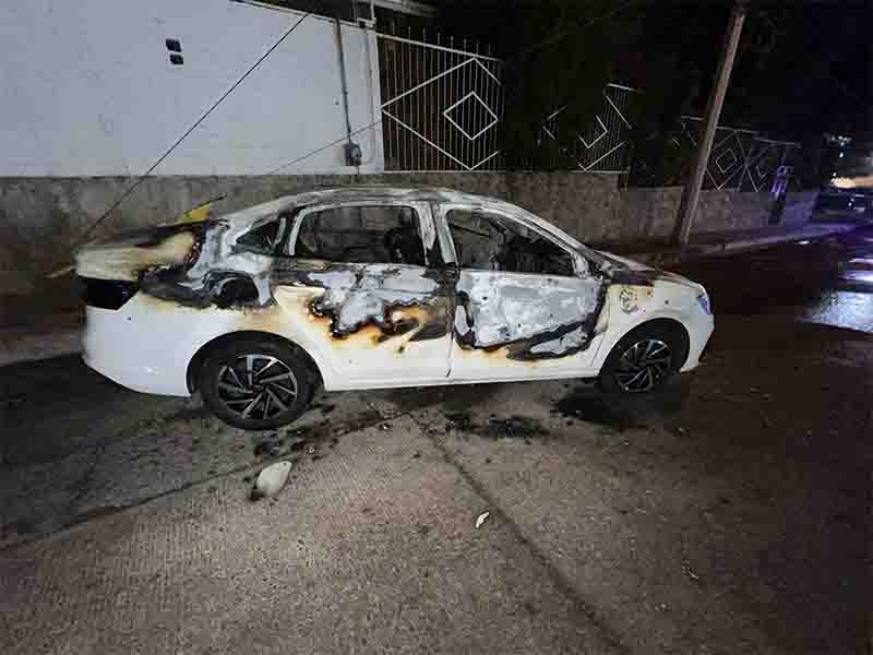 auto incendiado nog