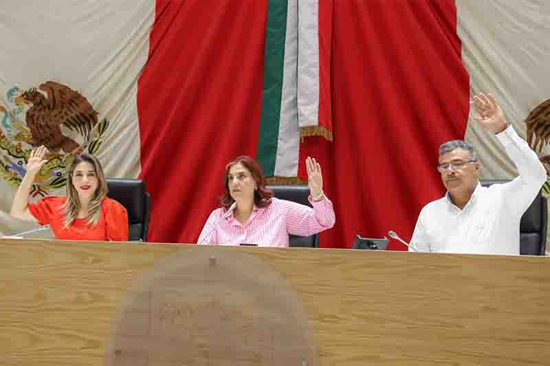 com per
