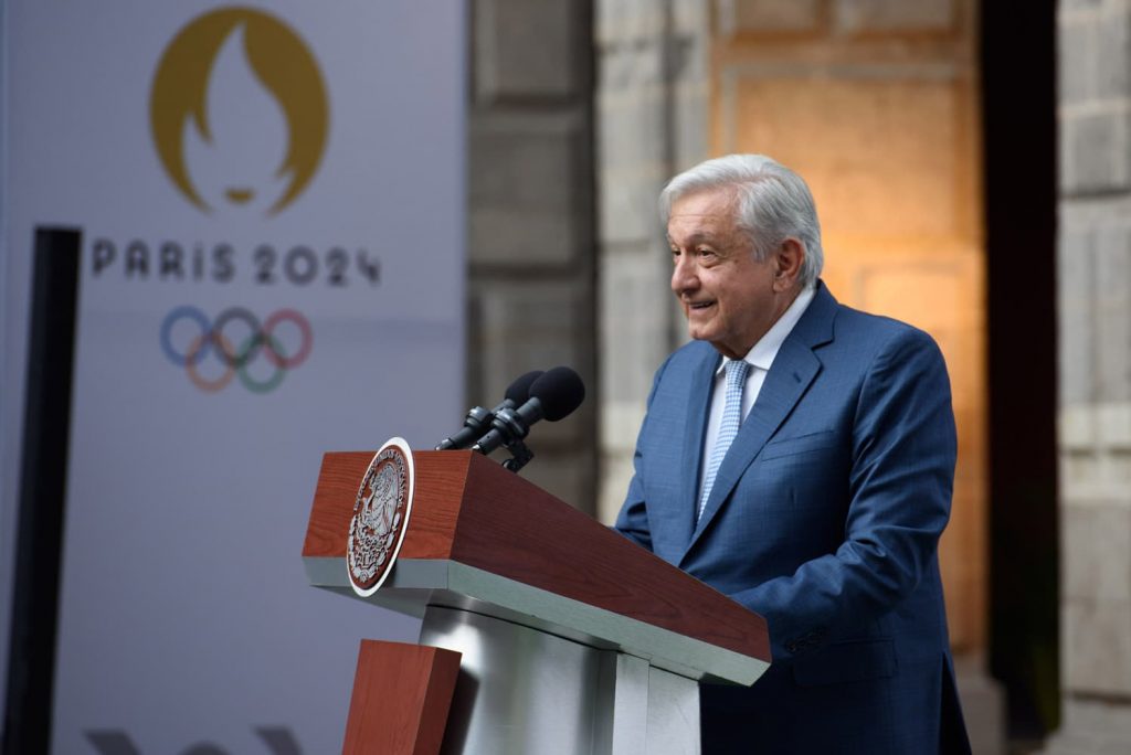 2024-06-11-Presidente-AMLO-Abanderamiento-de-la-Delegación-Mexicana-Paris-2024-Palacio-Nacional-Foto-12-min