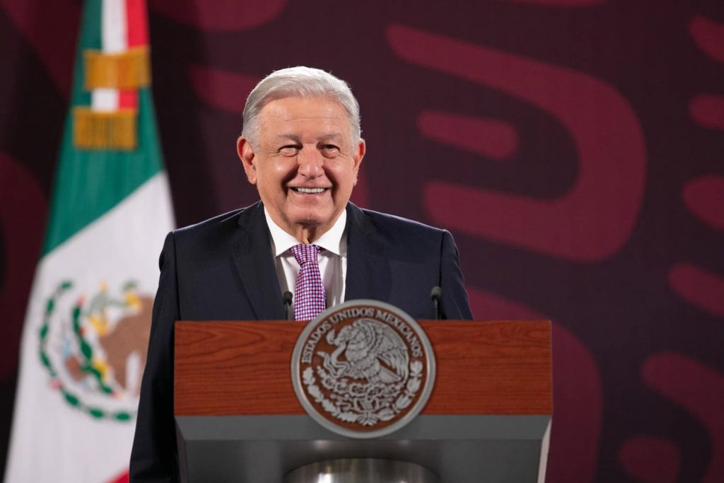 2024-07-15-Conferencia-de-prensa-matutina-Palacio-Nacional-Foto-02-min