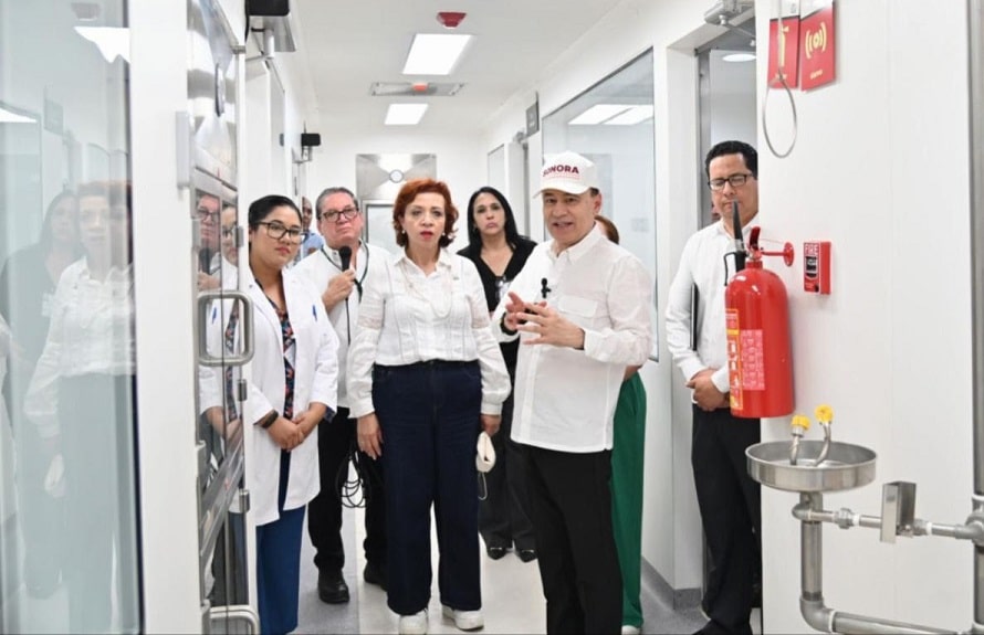 Gobernadodr Durazo supervisa Centro de Mezclas en Clínica 14 del IMSS-min