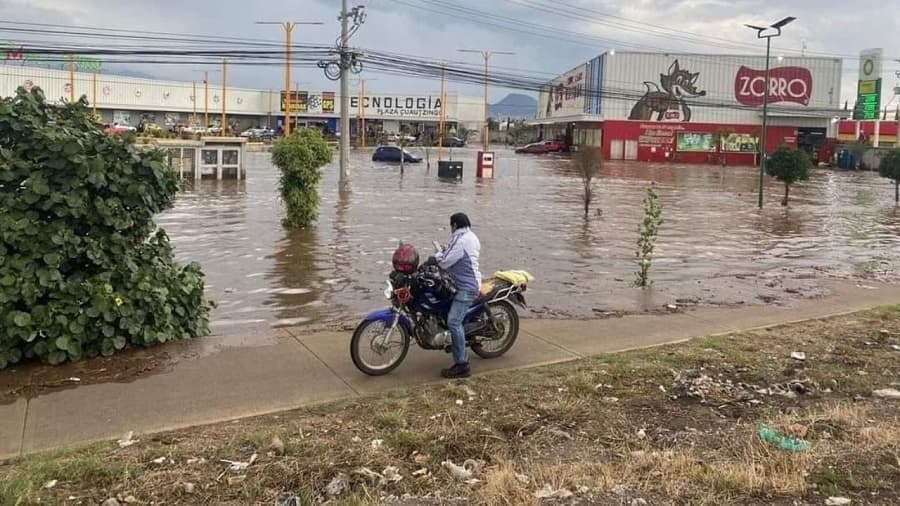 chalco bajo el agua-min