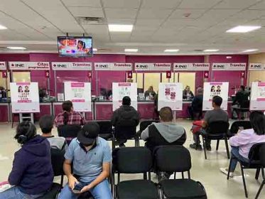 Privilegia INE salud de su personal, con inicio de “Campaña de Vacunación Triple Viral”