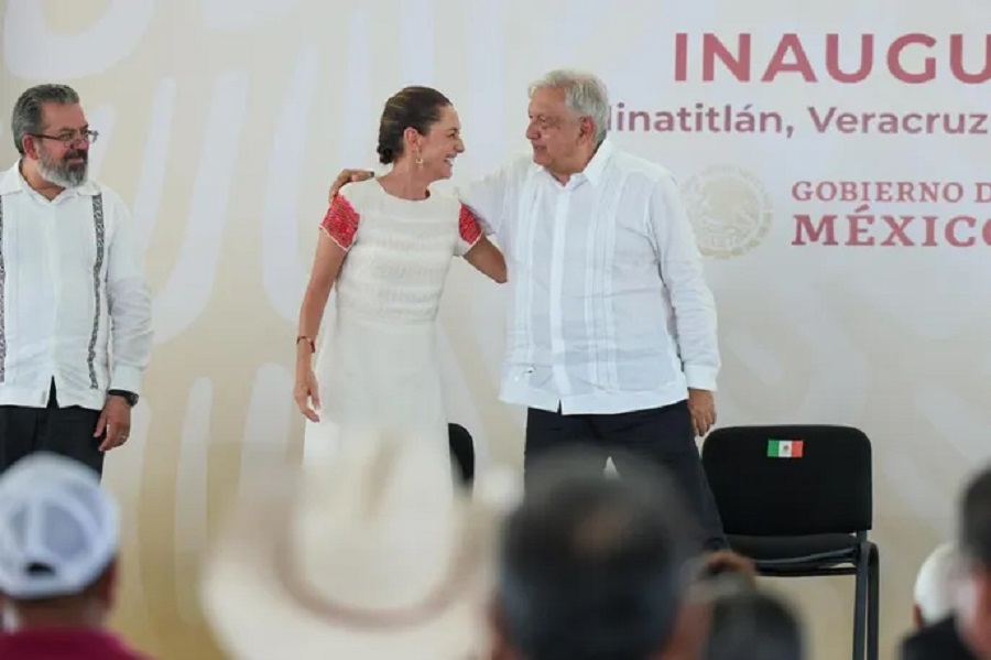 sheinbaum y Obrador-min