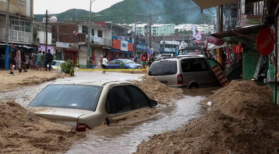 acapulco y los daños de huracán-min (1)