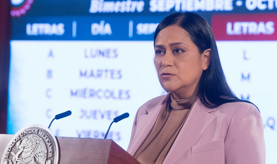 ariadna montiel-min
