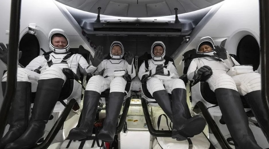 astronauta enfermo.2024-10-250-min