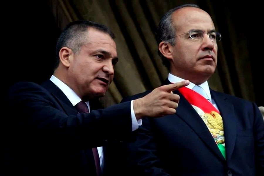 felipe calderon el presidente que dejo operar a García Luna-min