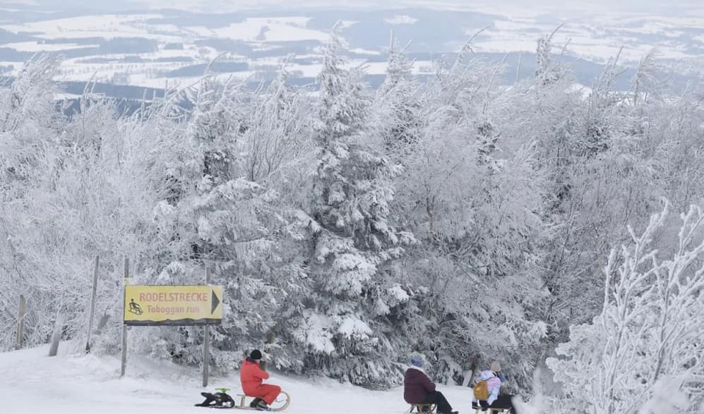fuertes nevadas en Alemania y reino unido-min