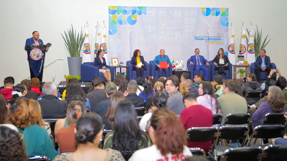 Foro con aspirantes a la rectoria en el campus hermosillo-min