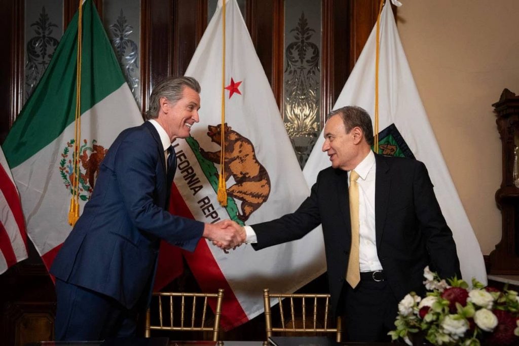Gob Durazo y Gob Newsom firman acuerdo histórico jpg-min