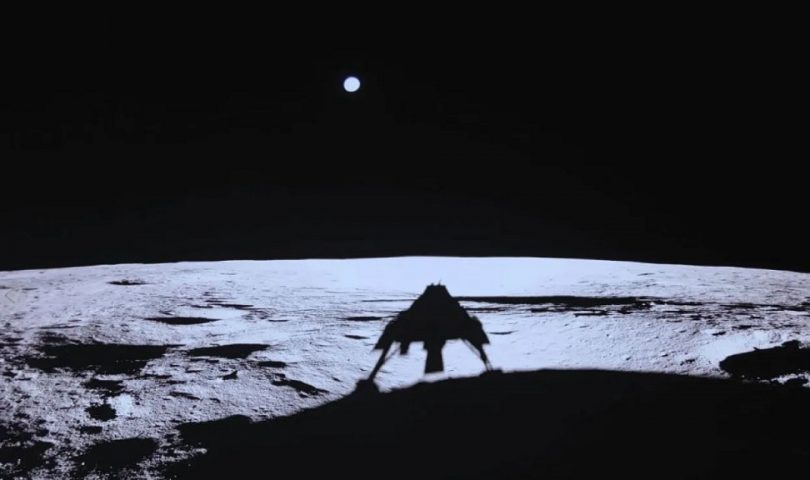 modulo privado se posa en la luna-min