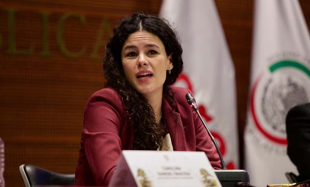 luisa Maria Alcalde-min