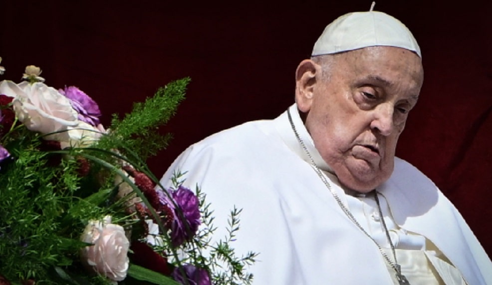 papa francisco-min